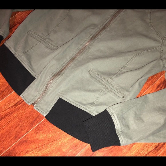 Sanctuary Anthropologie Green Bomber Jacket•Small - Picture 5 of 8